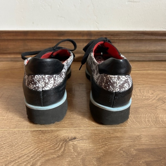 Pas De Rouge Oxford Shoe with laces - Picture 4 of 7